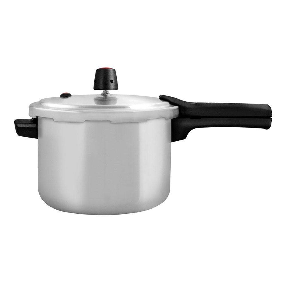 Panela de pressão de alumínio prateada com tampa prateada, alça longa preta e alça lateral preta. Possui uma válvula de pressão preta com detalhe vermelho no centro da tampa e uma válvula de segurança menor na lateral. A panela está isolada em um fundo branco.