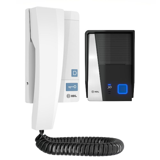 Porteiro eletrônico HDL branco com sistema de áudio e proteção contra vandalismo.